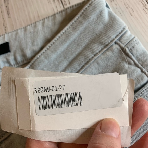 HOST PICK 🎉JBRAND NWT LOVESTORY FLARE JEANS 27👖 - Picture 5 of 13